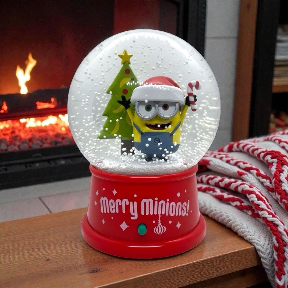 Universal Merry Minions! Illumination Musical Waterless Snow Globe- Works Great!